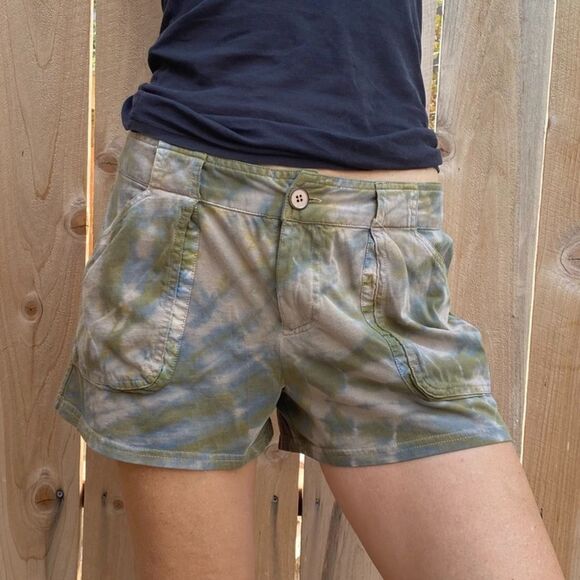 Michael Stars cotton tie dyed shorts size medium khaki color - Picture 1 of 7
